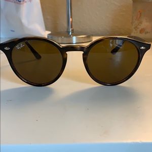 Ray-Ban Sunglasses Round RB4371